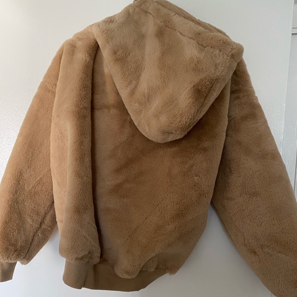 Beige sweater - Picture 4 of 5